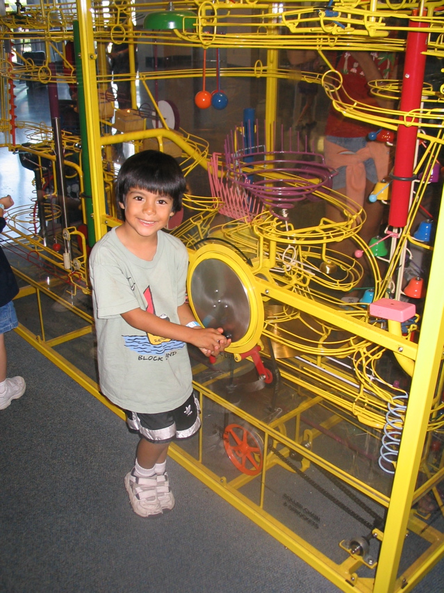 082304 Jonas at Baltimore Science Museum