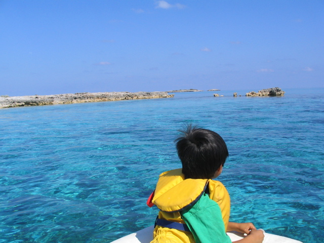 exploring Allan's Cay