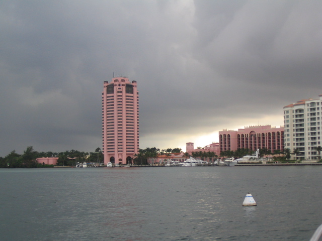 Boca Raton's pink paint store had a going out of business sale